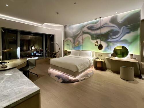 Applications of JAFFA Acrylic in Hotel Design and Renovation of Old Hotels