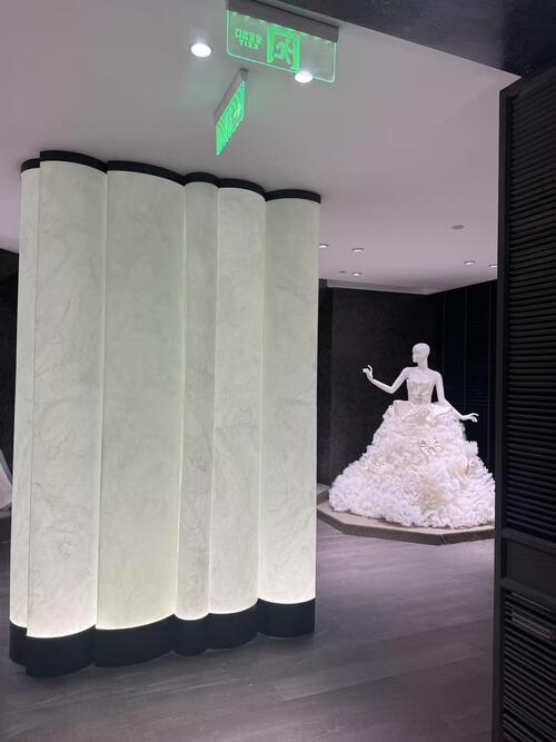 JAFFA Custom Acrylic for Bridal Boutique – Dreamy Light & Shadow Aesthetic Space