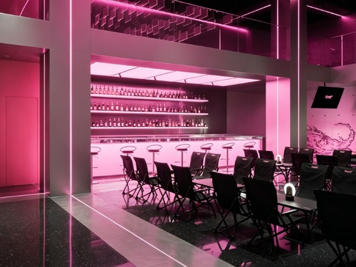 JAFFA Fuses Cyber Pink with Acrylic for Crush Bar Light Shadow Scene