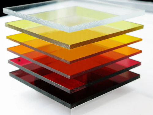 Dernières nouvelles de l'entreprise Guide essentiel sur la transmission de l'acrylique : de l'ultra-clair à l'opaque