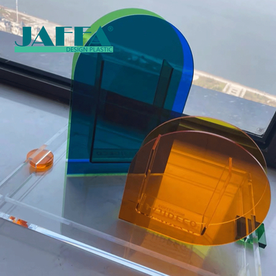 Guter Preis Auf Wunsch gefertigte Acrylfarbene Vasen online