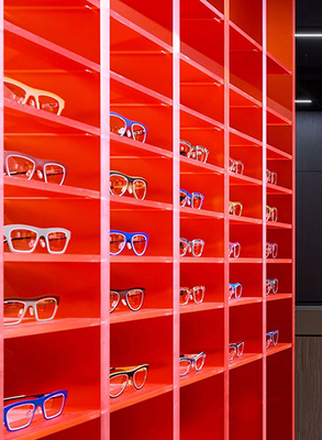 Καλή τιμή JAFFA Custom Acrylic Cosmetic Display Wall ️ Προσαρμοσμένη πολυτελή αποθήκευση για premium brands ομορφιάς on-line