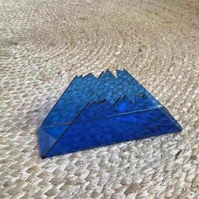 Giá tốt JAFFA Custom Made Snow Mountain Themed Acrylic Tissue Box Creative Triangular Tissue Holder cho các nhà hàng và quán cà phê kiểu phương Tây trực tuyến