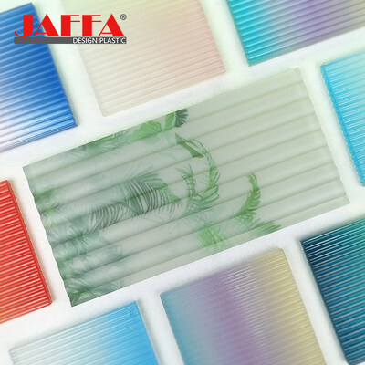 Harga yang pantas Kaca resin tahan dampak lingkungan untuk partisi layar Transmittansi tinggi on line