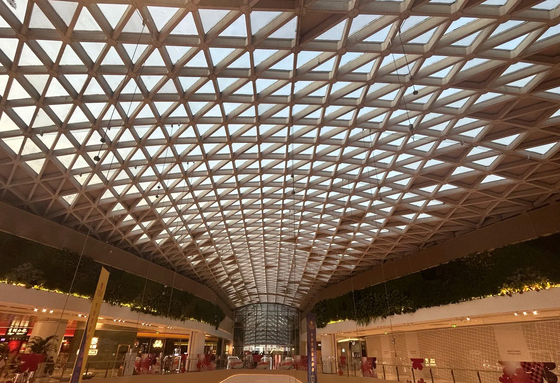 Harga yang pantas Solusi Pencahayaan Minimalis Cahaya dan Bayangan Pengganti Skylight Akrilik Linier untuk Ruang Dalam on line